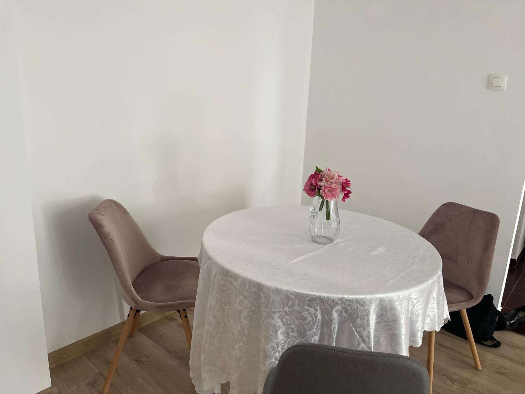 Ferienwohnung Cellini Bukarest Exterior foto