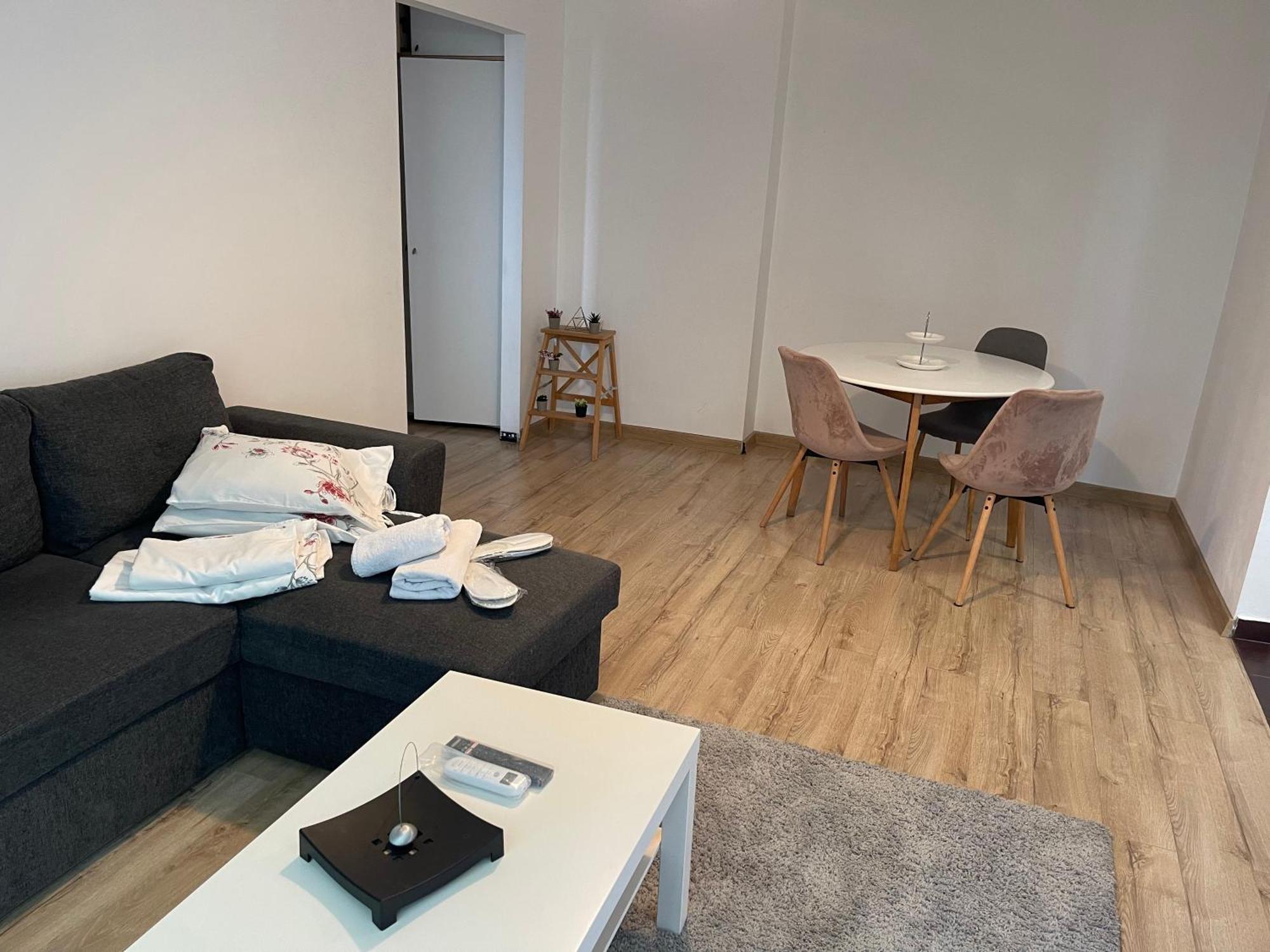 Ferienwohnung Cellini Bukarest Exterior foto